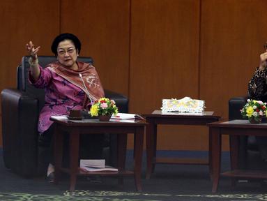 Cerita Megawati Rangkul Prabowo Saat Berstatus Stateless