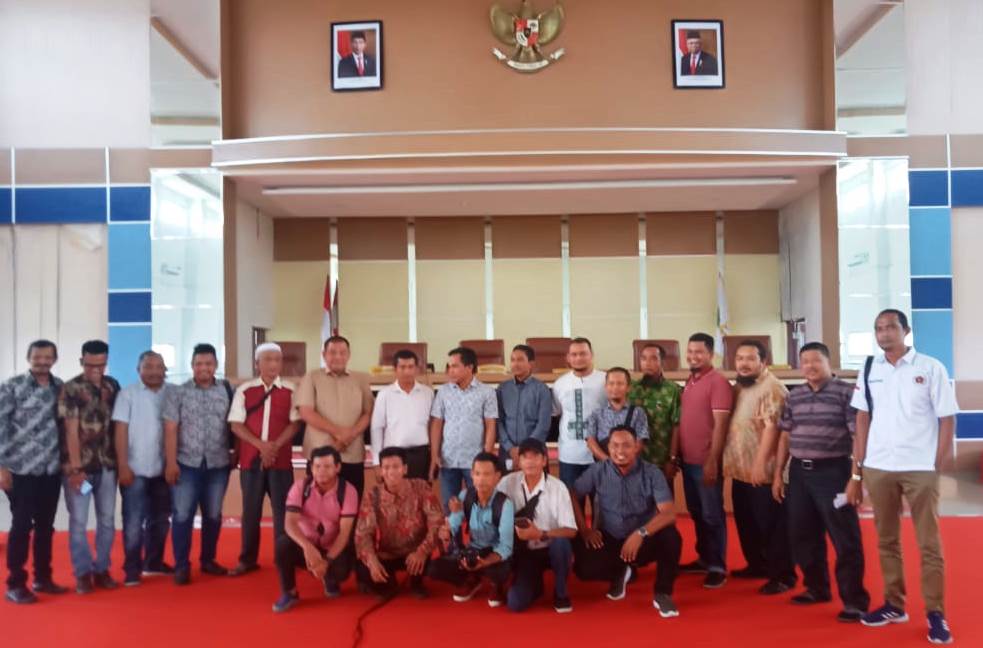 FWL Resmi Terbentuk, DPRD Rohil Gelar Coffee Morning Dengan Wartawan