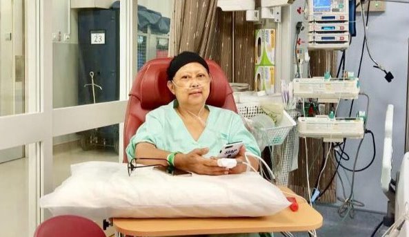 Keluarga Lengkap Dampingi Di Singapura, Demokrat Tunggu Kepulangan Ani Yudhoyono ke Indonesia  