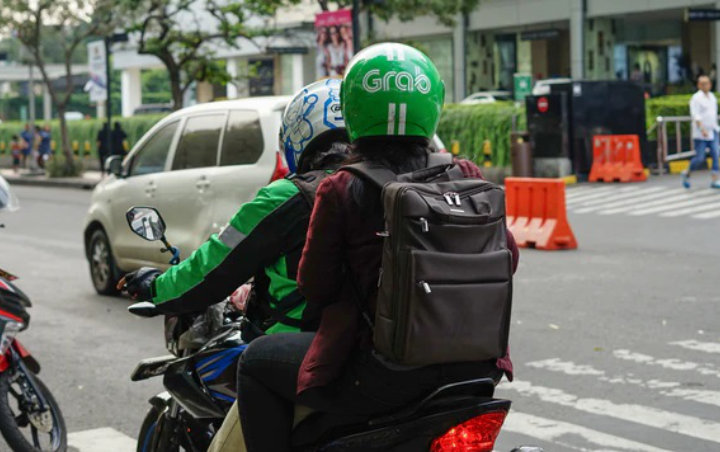 Ingat! Ini New Normal Naik Grab & Gojek Cs