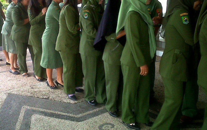 PNS Boleh Poligami, Tapi Poliandri Bisa Dipecat