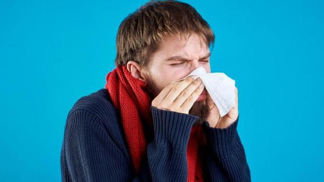 Apa Benar Jus Jeruk Bisa Ringankan Sakit Flu?