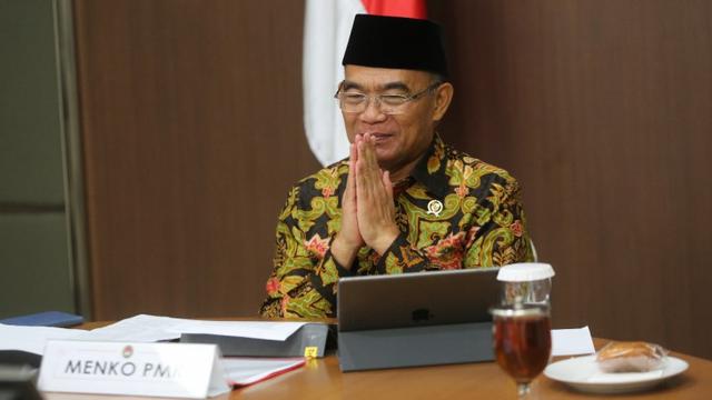 Menko PMK: Jokowi Setuju Alih Fungsi Lab Vaksin Flu Burung Jadi Produksi PCR