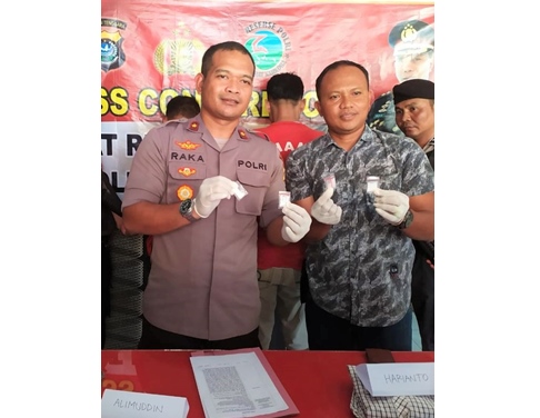Polres Kendari Menangkap Dua Pengedar Narkotika Jenis Sabu