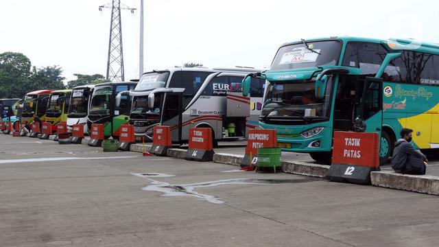 Pemerintah Larang Mudik, Pengusaha Bus Rumahkan Karyawan 