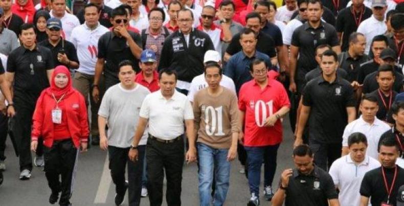 Ketua RT Dipecat Gara-gara Laporkan Mobilisasi Massa Di Acara Jalan Santai Jokowi