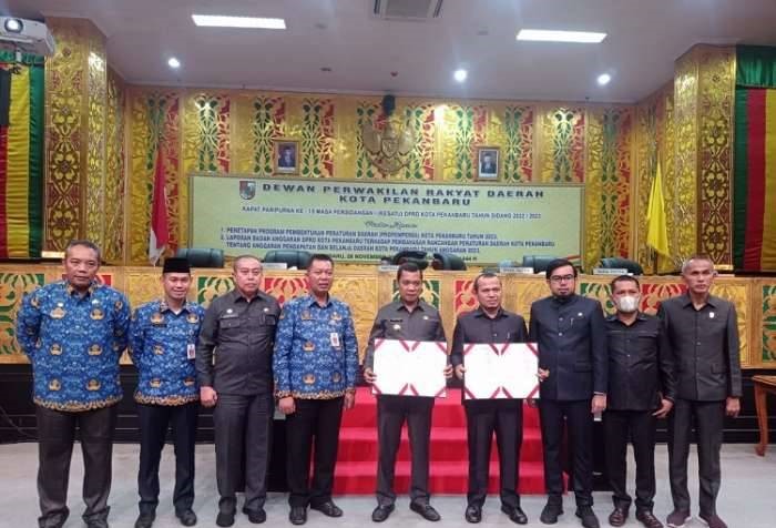 DPRD Pekanbaru Sahkan APBD 2023 Senilai Rp 2,699 T