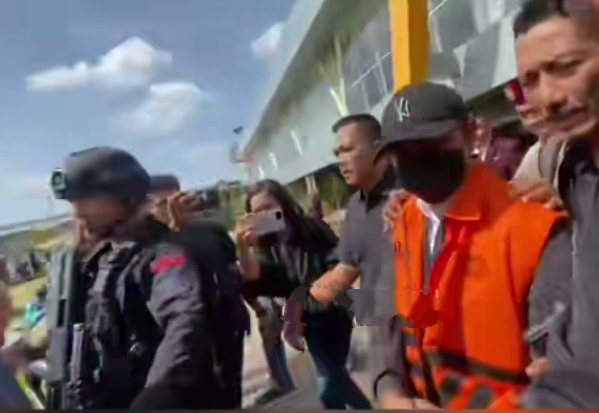 Mendarat di Pekanbaru, Abdul Wahid Langsung Dibawa ke Rutan Kelas I