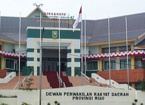 Dibiayai APBD, 10 Anggota DPRD Riau Bakal Berangkat ke Amerika Serikat