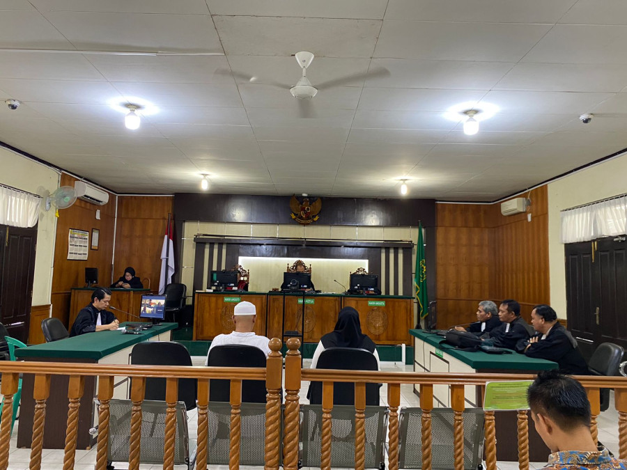 Eks Rektor UIN Suska Divonis 9,5 Tahun, Bendahara Pengeluaran 7,5 Tahun Penjara
