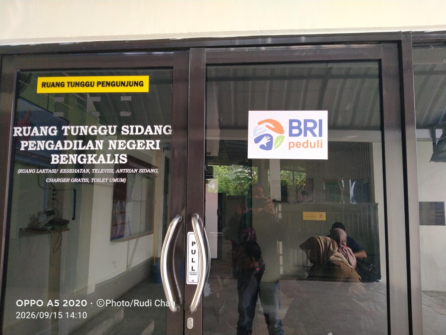 Iklan BRI Peduli di Ruang Tunggu, Masyarakat Pertanyakan Netralitas PN Bengkalis