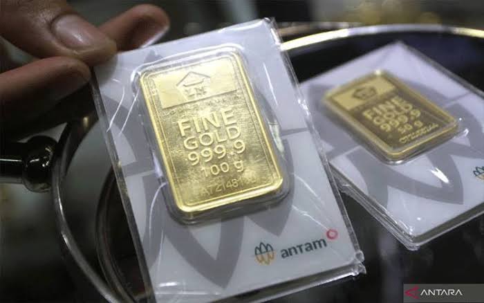 Harga Emas Antam Terpantau Turun, Dibandrol Rp616.000 per 0,5 Gram