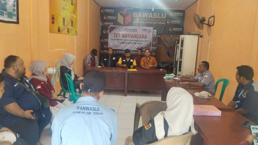 Bawaslu Kampar Ingatkan Panwascam Bangun Sinergitas Hadapi Kampanye Pilkada 2024