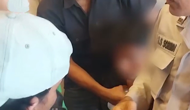 Tak Terima Rekan Dianiaya, Ratusan Ojol Serang Jukir di Pekanbaru