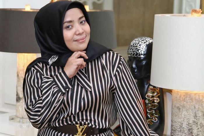 15 Tahun Lebih Muda, Muzdalifah Bertunangan dengan Fadel Islami