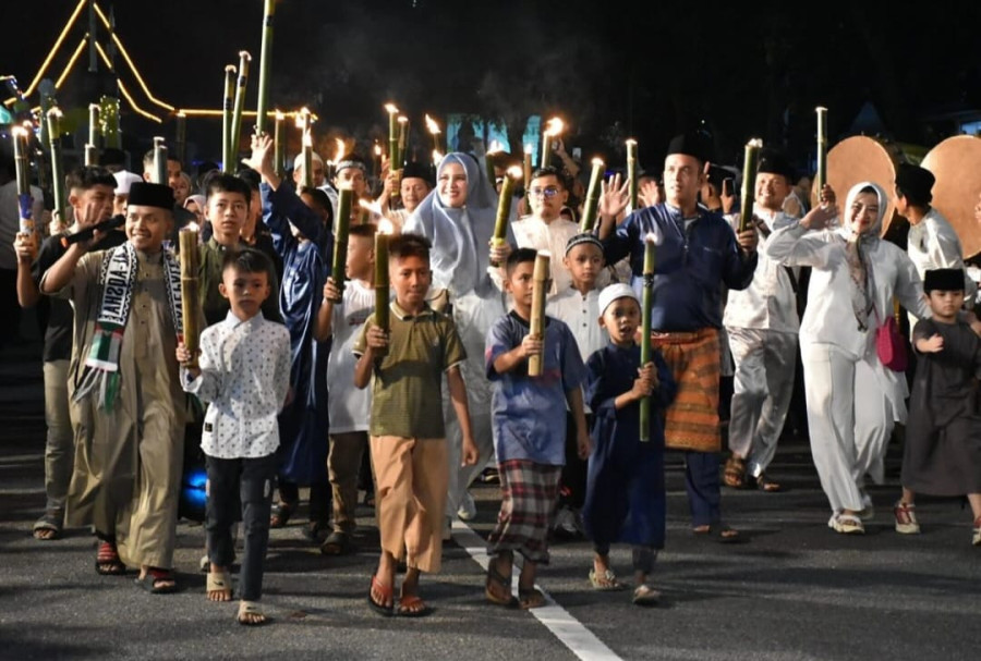 Meriah, Muhammad Sabarudi Ikut Pawai Takbir 1445 H