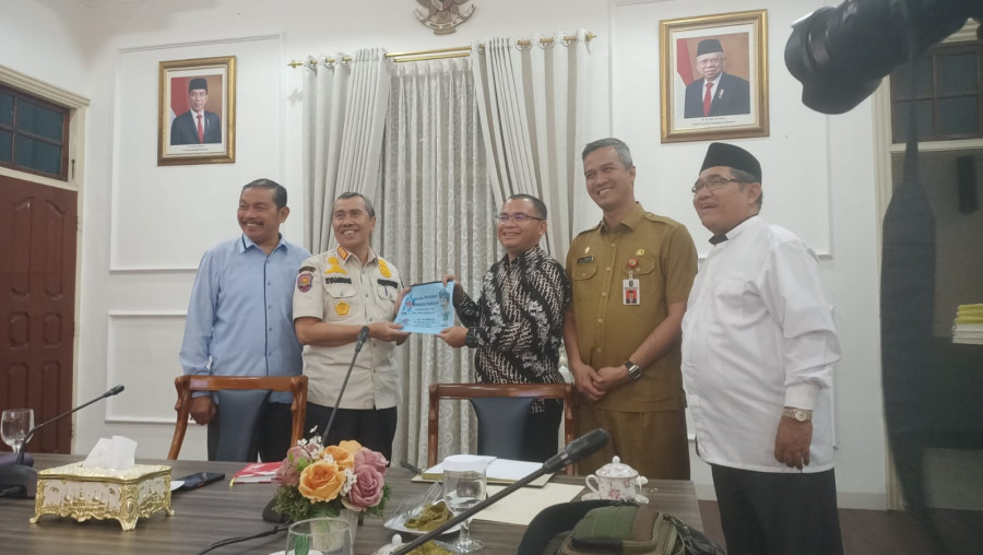 Meriahkan Hari Jadi Riau, PWI Bersama Dewan Pendidikan Taja LKTJ