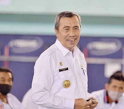 Berpihak pada UMKM, Gubri Syamsuar Diganjar Penghargaan oleh Kompas Tv