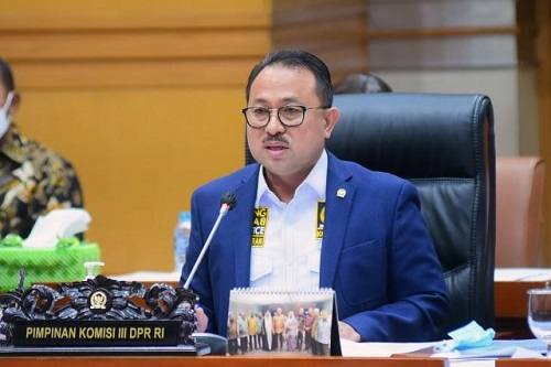 Pimpinan Komisi III Soroti Dugaan Kasus Bansos di Riau 
