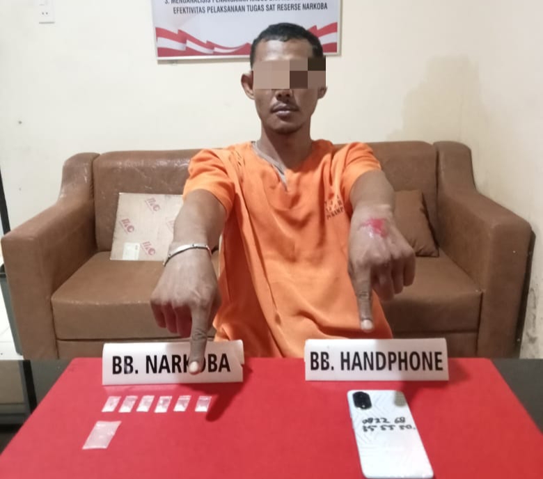 Satnarkoba Polres Kampar Tangkap Pelaku Narkoba di Kelurahan Langgini