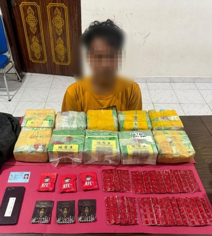Kurir Narkoba Internasional Ditangkap di Dumai dengan 10 Kg Sabu dan Ganja