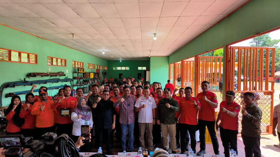 Berkunjung ke Riau, Komisi IV DPR RI Tinjau Manggala Agni KLHK di Minas