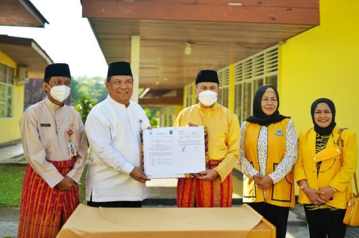 Setelah Gunakan Puluhan Tahun, Golkar Akhirnya Serahkan Aset Milik Pemprov Riau 