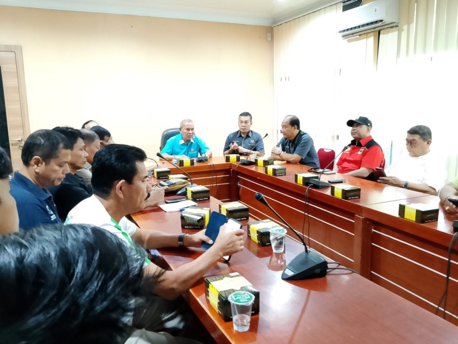 Atlet dan Pelatih PON Riau Sepakat Audiensi dengan Gubri Abdul Wahid Bahas Bonus