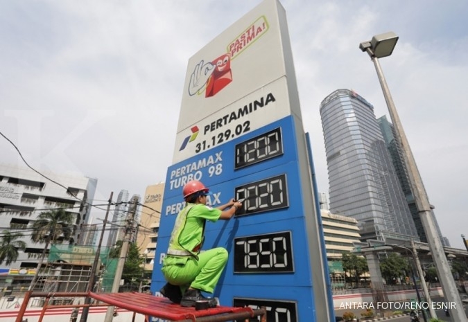Sudah 30 Hari Janji Jokowi, Pertamina Belum Turunkan Harga BBM