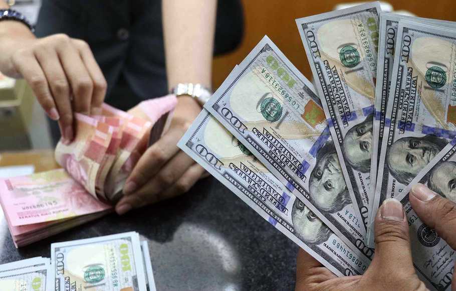 Biden Masih Unggul, Dolar AS Masih Tersungkur