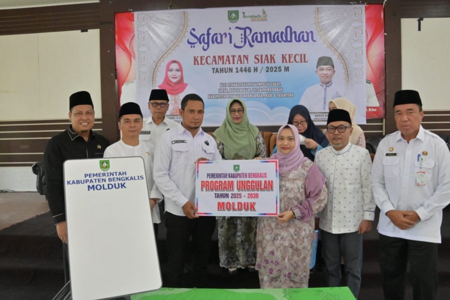 Bupati Bengkalis Serahkan MOLDUK Portable, Inovasi Layanan Kependudukan Tanpa Batas