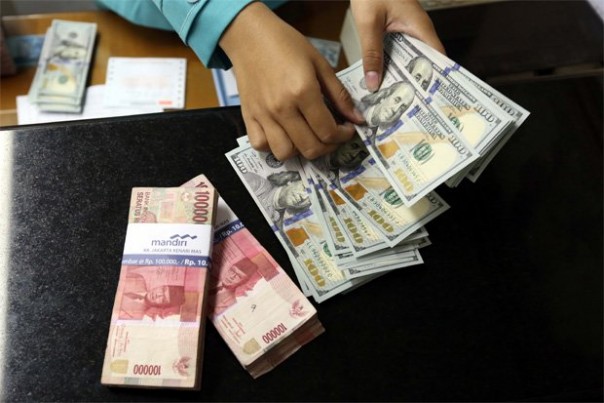 Nilai Tukar Rupiah Terhadap Dolar AS Hari Ini Rp14.762