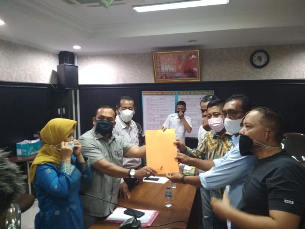 Setelah Laporkan Warga, Anggota DPRD Pekanbaru IYS Minta Damai