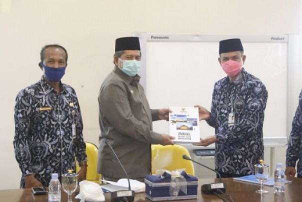 Bupati Siak Harapkan Baznas Bantu Masyarakat Tak Punya NIK