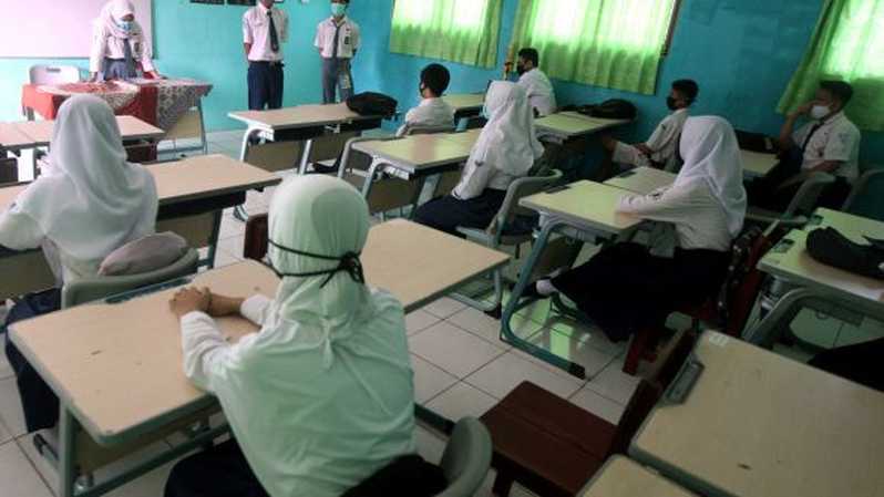 Muhammadiyah Ingatkan Nadiem Potensi Klaster Sekolah