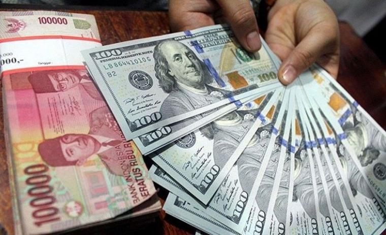 Rupiah Merosot ke Rp14.257 per Dolar AS  