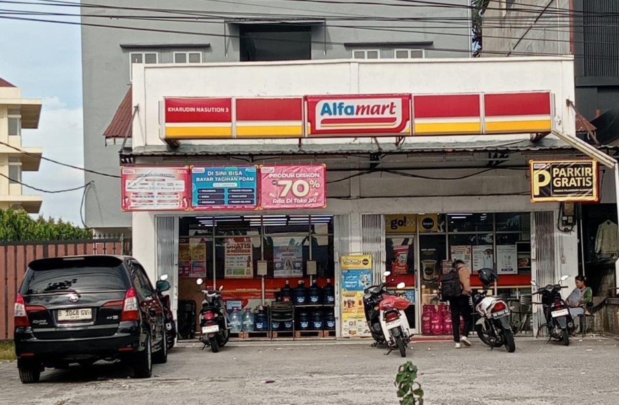 Gerai Alfamart dan Indomaret di Lombok Ditutup Paksa, Riau Bakal Menyusul?