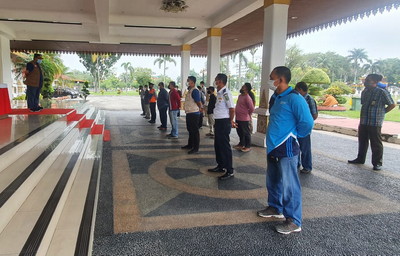Pemprov Riau Perpanjang Antar Jemput Warga ke Lokasi Vaksin 14 Hari Lagi
