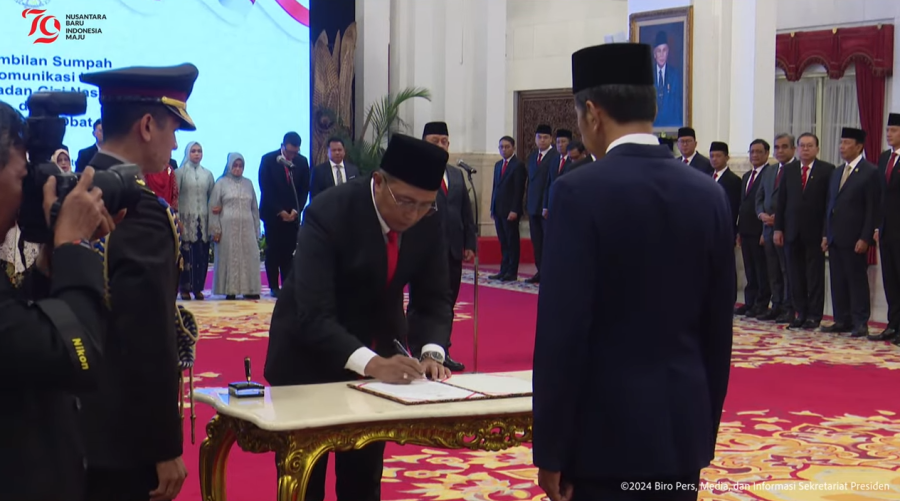 Reshufle Kabinet,  Jokowi Lantik Supratman Jadi  Menkumham gantikan Yasonna