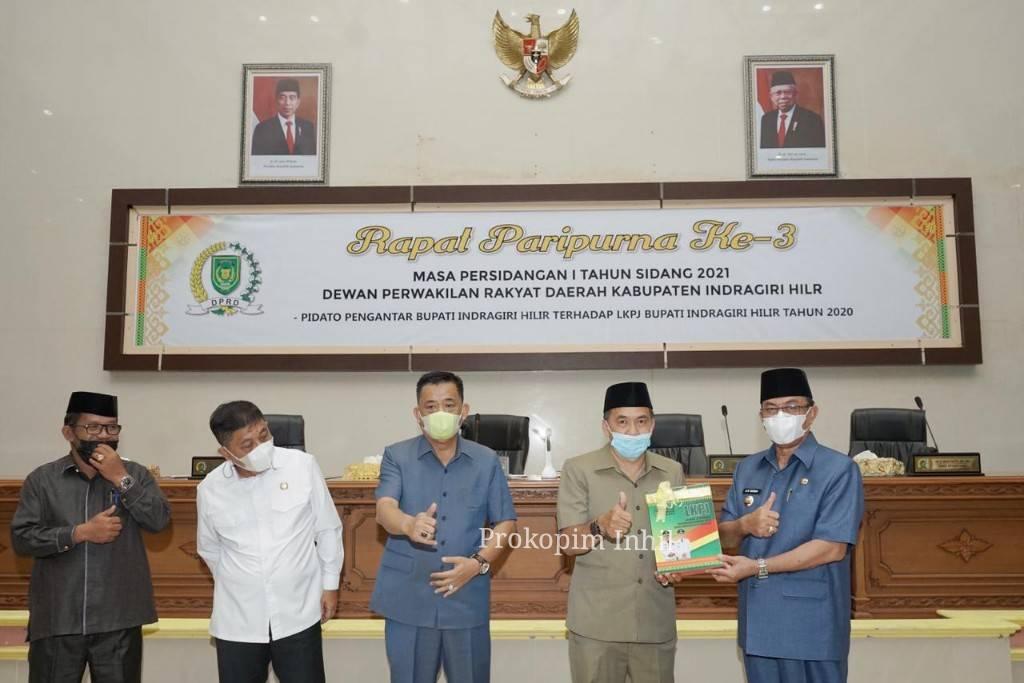 Bupati Inhil HM.Wardan Sampaikan Pidato Pengantar LKPJ kepada DPRD