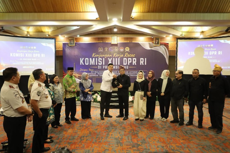Kemenkum Riau Sampaikan Sejumlah Usulan Strategis ke Komisi XIII DPR RI