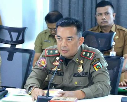 Kedaluwarsa, Tiang Reklame di Pekanbaru Terancam Ditertibkan