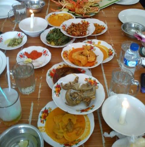 Bandel, Ada Rumah Makan di Pekanbaru Buka Siang Hari Saat Ramadhan