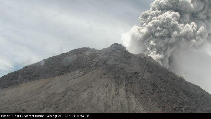 Gunung Merapi kembali Erupsi, Status Masih Waspada