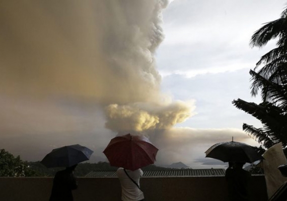 Bahaya Letusan Gunung Taal di Manila Bisa Sebabkan Tsunami