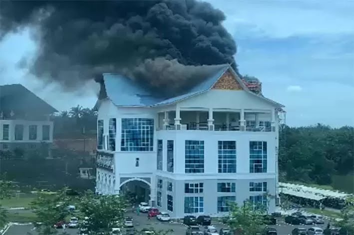Penyebab Kebakaran Gedung Lipat Kijang di Tenayan Raya Belum Diketahui