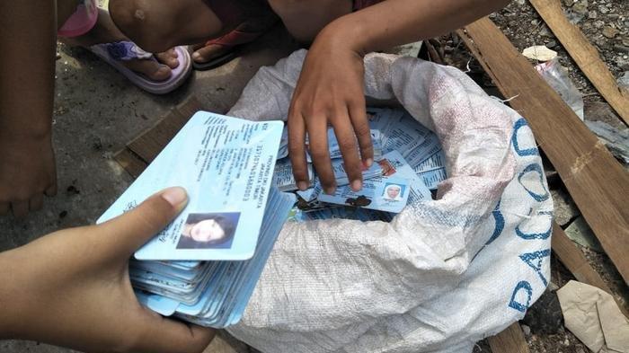 Kemendagri Rapat Bersama Bareskrim Polri Soal Penemuan e-KTP dalam Karung