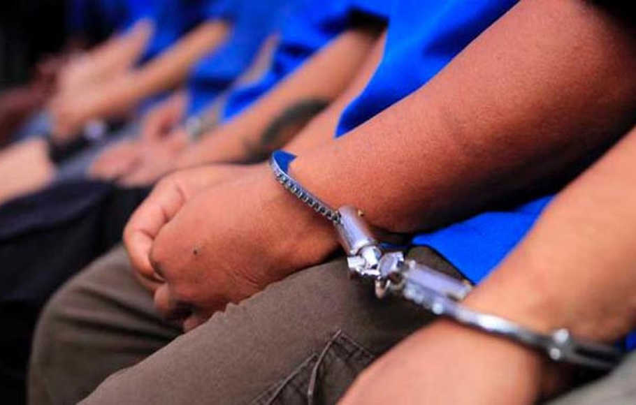 Polisi Tembak 3 Pencuri Motor di Pekanbaru Riau 