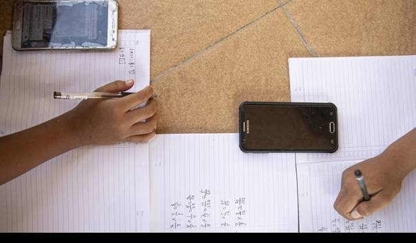 Cara Dapat Kuota Internet Gratis: Setor Nomor ke Sekolah 