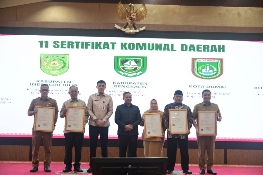 Bupati Bengkalis Kasmarni Terima Sertifikat KIK, Budaya Lokal Dilindungi